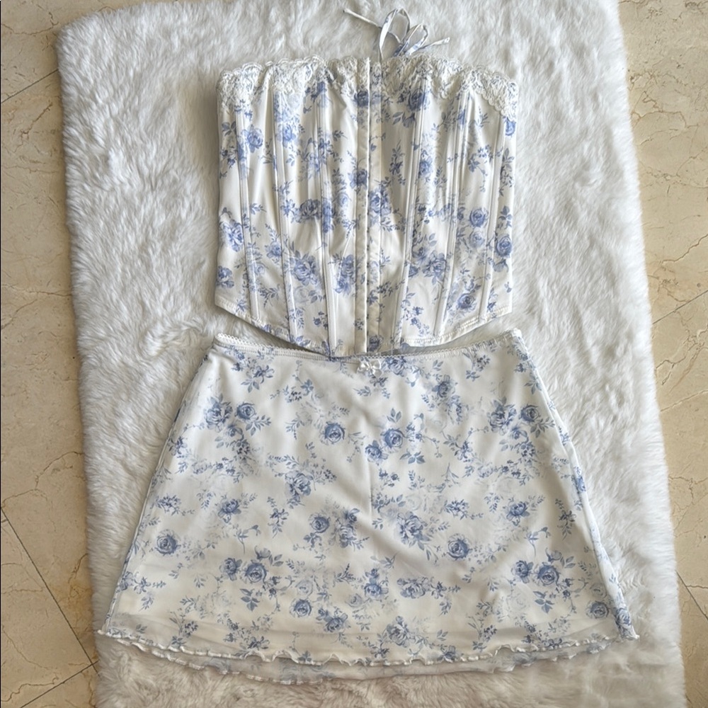 Set(corset + skirt)